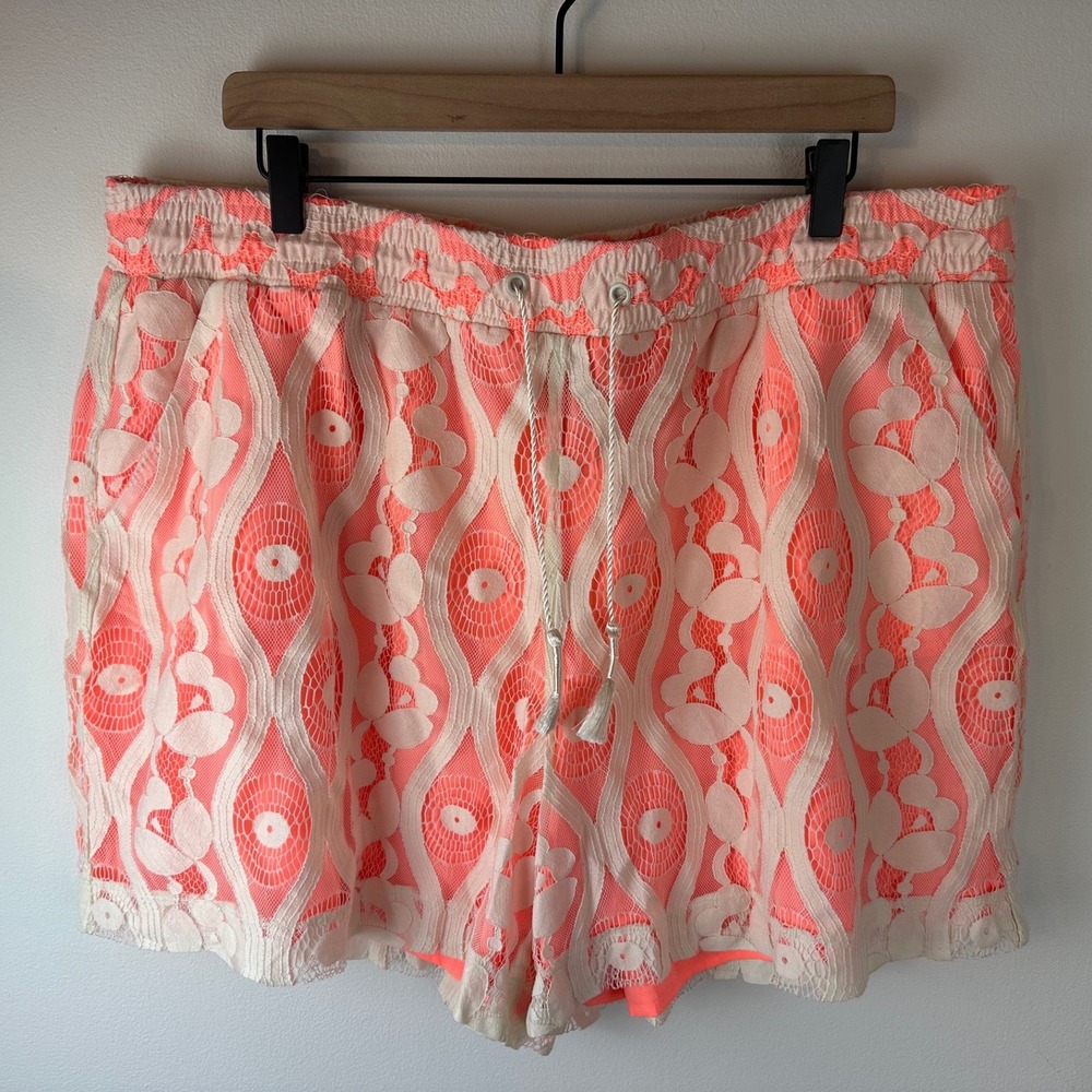 LANE BRYANT Pull-On Lace Overlay Shorts Ivory & Neon Coral Orange Tassel 18/20
